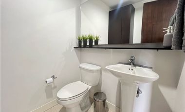 EXCLUSIVA OFICINA EN VENTA EN MILLA DE ORO