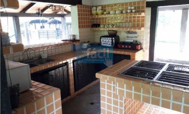 Finca 100% hecha muy cerca a Puerto Berrio junto a Ruta del Sol