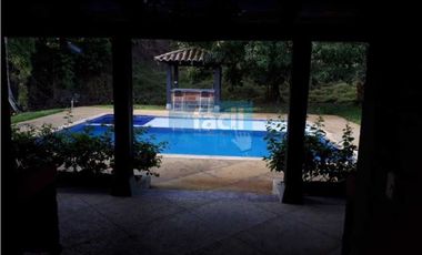 Finca 100% hecha muy cerca a Puerto Berrio junto a Ruta del Sol