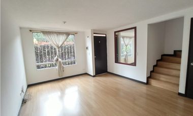 ACSI 1147. Casa en Venta en Mosquera, Sol de la Sabana