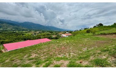 Lote en venta en condominio campestre - La Buitrera Palmira Valle