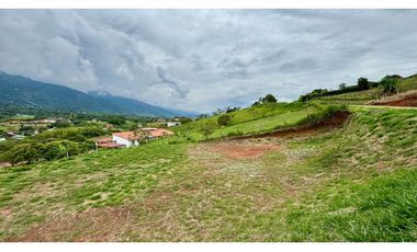 Lote en venta en condominio campestre - La Buitrera Palmira Valle