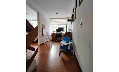 CEDRITOS VENDO CASA