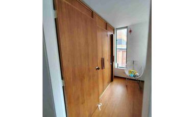 CEDRITOS VENDO CASA