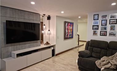 Venta de apartamento en el Poblado- Sector Alejandría, cerca santa fe