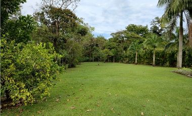 CASA CAMPESTRE EN VENTA  COND SANTA TERESITA CERCA A VILLAVICENCIO