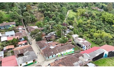 SE RENTA LOTE COMERCIAL UBICADO EN SALENTO QUINDIO