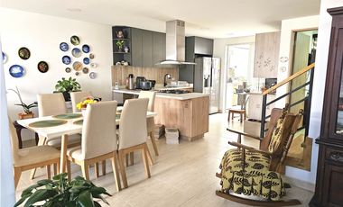 Venta de Casa en La Ceja, Antioquia | Como Nueva