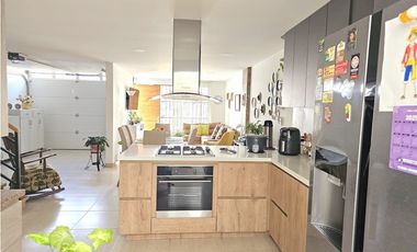 Venta de Casa en La Ceja, Antioquia | Como Nueva