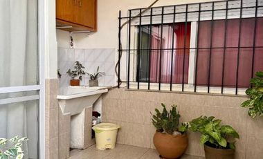Casa PH en venta en Ramos Mejia Sur
