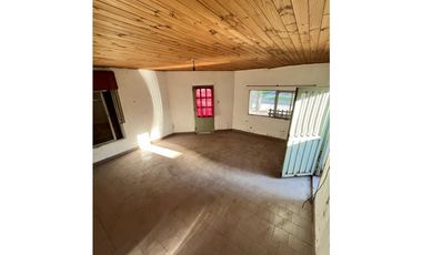 SE VENDE CASA EN  SEGU, ENTRE ROS.