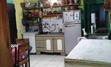 VENTA CASA 3 AMB VARELA CON LOCAL Y DPTOS PARA ALQ