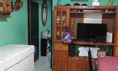 VENTA CASA 3 AMB VARELA CON LOCAL Y DPTOS PARA ALQ