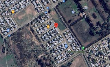 VENTA CASA 3 AMB VARELA CON LOCAL Y DPTOS PARA ALQ