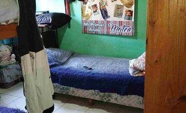 VENTA CASA 3 AMB VARELA CON LOCAL Y DPTOS PARA ALQ