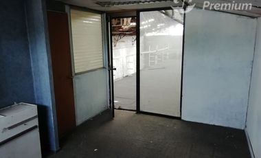 Industrial en Arriendo en AV, Dorsal \ Av. Fermín Vivaceta - Se arrienda galpón industrial UF 50.