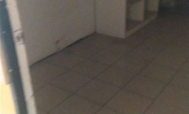 Industrial en Arriendo en AV, Dorsal \ Av. Fermín Vivaceta - Se arrienda galpón industrial UF 50.