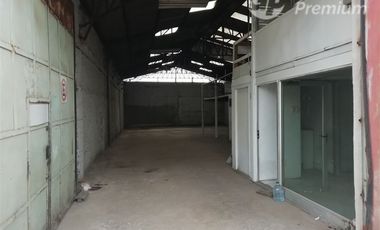 Industrial en Arriendo en AV, Dorsal \ Av. Fermín Vivaceta - Se arrienda galpón industrial UF 50.