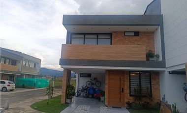 CASA FINCA EN LA CEJA - ANTIOQUIA