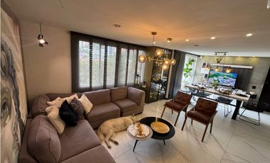 Venta de Apartaestudio Remodelado Medellín  El Poblado, Ciudad del Río