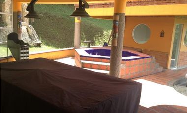 FINCA EN COPACABANA - EL LIMONAR