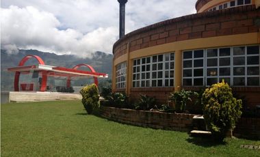 FINCA EN COPACABANA - EL LIMONAR