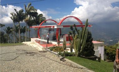FINCA EN COPACABANA - EL LIMONAR