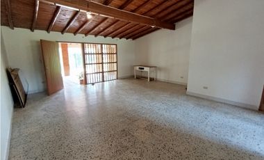 Arriendo finca en La Ceja - uso residencial o comercial