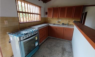 Arriendo finca en La Ceja - uso residencial o comercial
