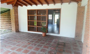 Arriendo finca en La Ceja - uso residencial o comercial