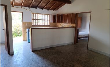 Arriendo finca en La Ceja - uso residencial o comercial