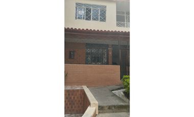 SE VENDE CASA EN EL BARRIO MANATIAL DE FLORIDABLANCA SANTANDER