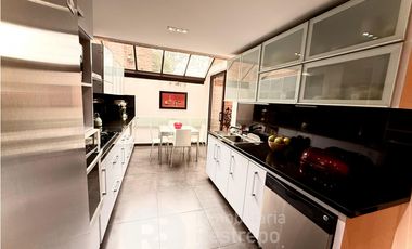 Casa en conjunto en venta, Usaquén, Bogotá