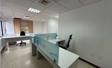 VENDO PISO DE OFICINAS EN EDIF. TEMPO ll
