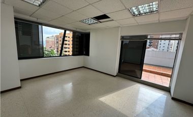 VENDO PISO DE OFICINAS EN EDIF. TEMPO ll