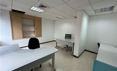 VENDO PISO DE OFICINAS EN EDIF. TEMPO ll