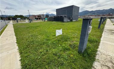 SE VENDE LOTE UNIFAMILIAR EN LA CEJA UNIDAD CERRADA ESQUINERO