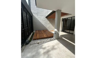 SE RENTA ESPECTACULAR CASA PARA ESTRENAR EN CERRITOS