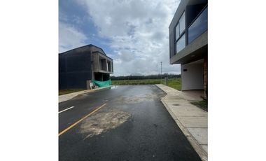 SE VENDE LOTE EN LA CEJA UNIDAD CERRADA PARA VIVIENDA  UNIFAMILIAR