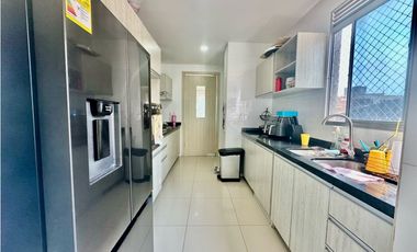 ELEGANTE Y ESPECTACULAR APARTAMENTO EN VENTA AMPLIO BALCON.