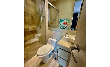 ELEGANTE Y ESPECTACULAR APARTAMENTO EN VENTA AMPLIO BALCON.