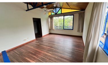 VENTA DE FINCA PEQUEÑA EN QUIMBAYA, QUINDO, COLOMBIA