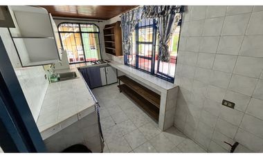 VENTA DE FINCA PEQUEÑA EN QUIMBAYA, QUINDO, COLOMBIA