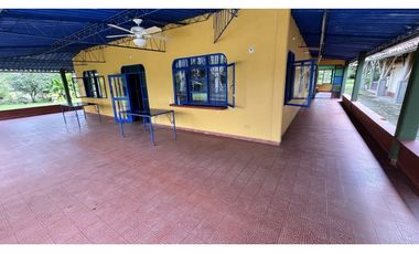 VENTA DE FINCA PEQUEÑA EN QUIMBAYA, QUINDO, COLOMBIA