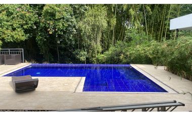 Casa campestre en condominio para arriendo en Cerritos, Pereira!!!