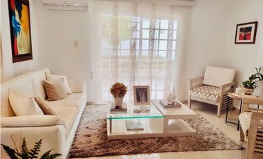 SE VENDE EXCLUSIVA Y AMPLIA CASA EN CONJUNTO EN VILLA SANTOS