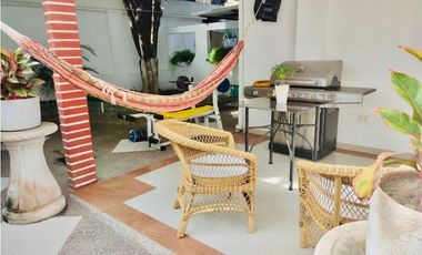 SE VENDE EXCLUSIVA Y AMPLIA CASA EN CONJUNTO EN VILLA SANTOS