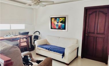 SE VENDE EXCLUSIVA Y AMPLIA CASA EN CONJUNTO EN VILLA SANTOS