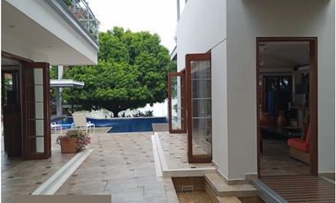 El Peñón Espectacular Casa Campestre Californiana