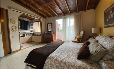 VENDEMOS OPORTUNIDAD DE CASA EN EL POBLADO-EL CAMPESTRE